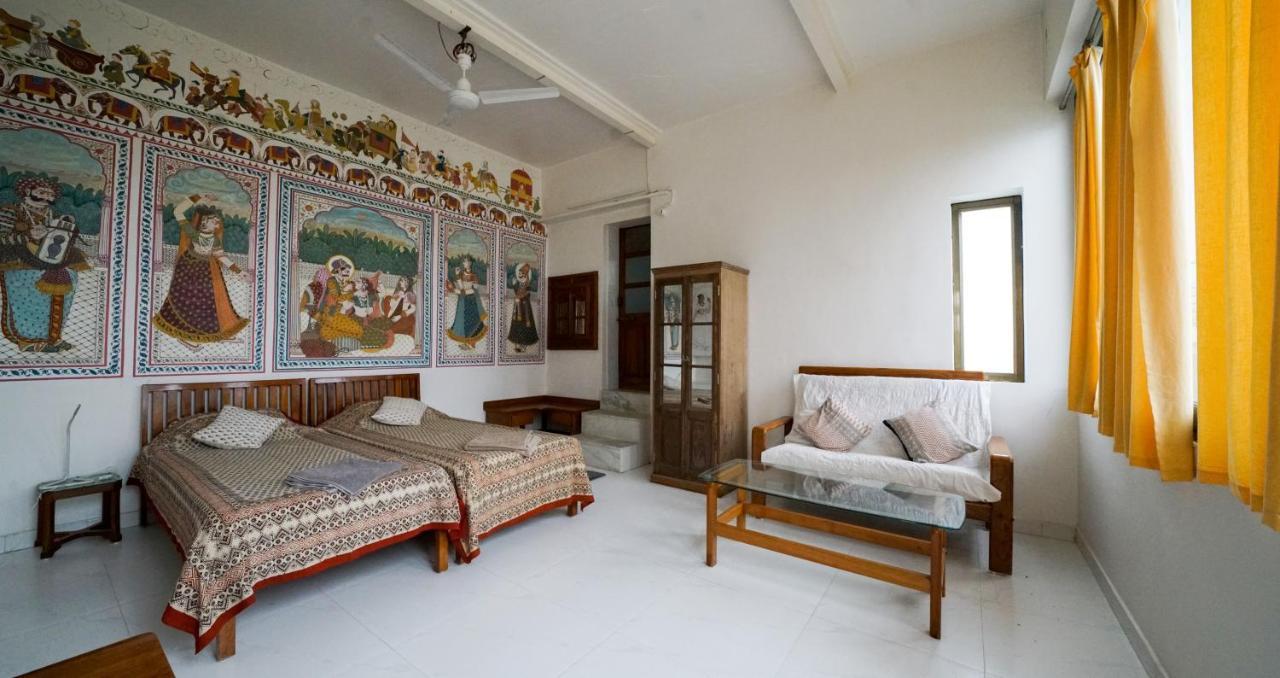 Tourist Pension Nawalgarh ภายนอก รูปภาพ