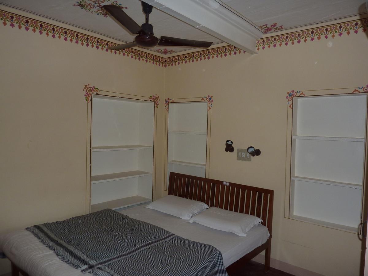 Tourist Pension Nawalgarh ภายนอก รูปภาพ